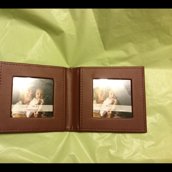 Small double leather frame. New , never used. - Picture 2 of 3